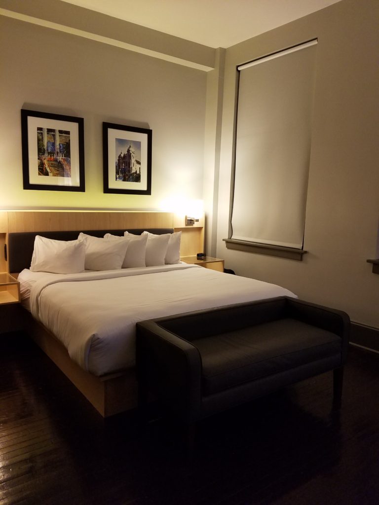 the-waters-hotel-bed